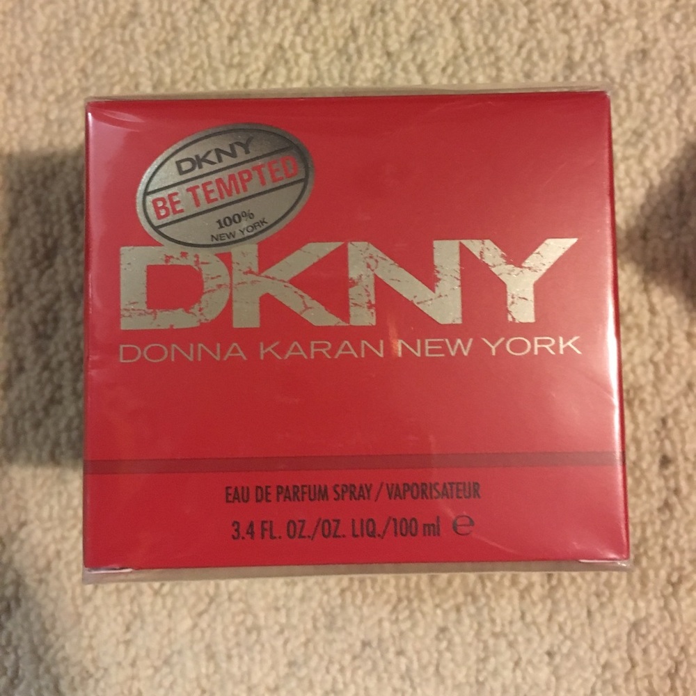 DKNY Red Apple Perfume